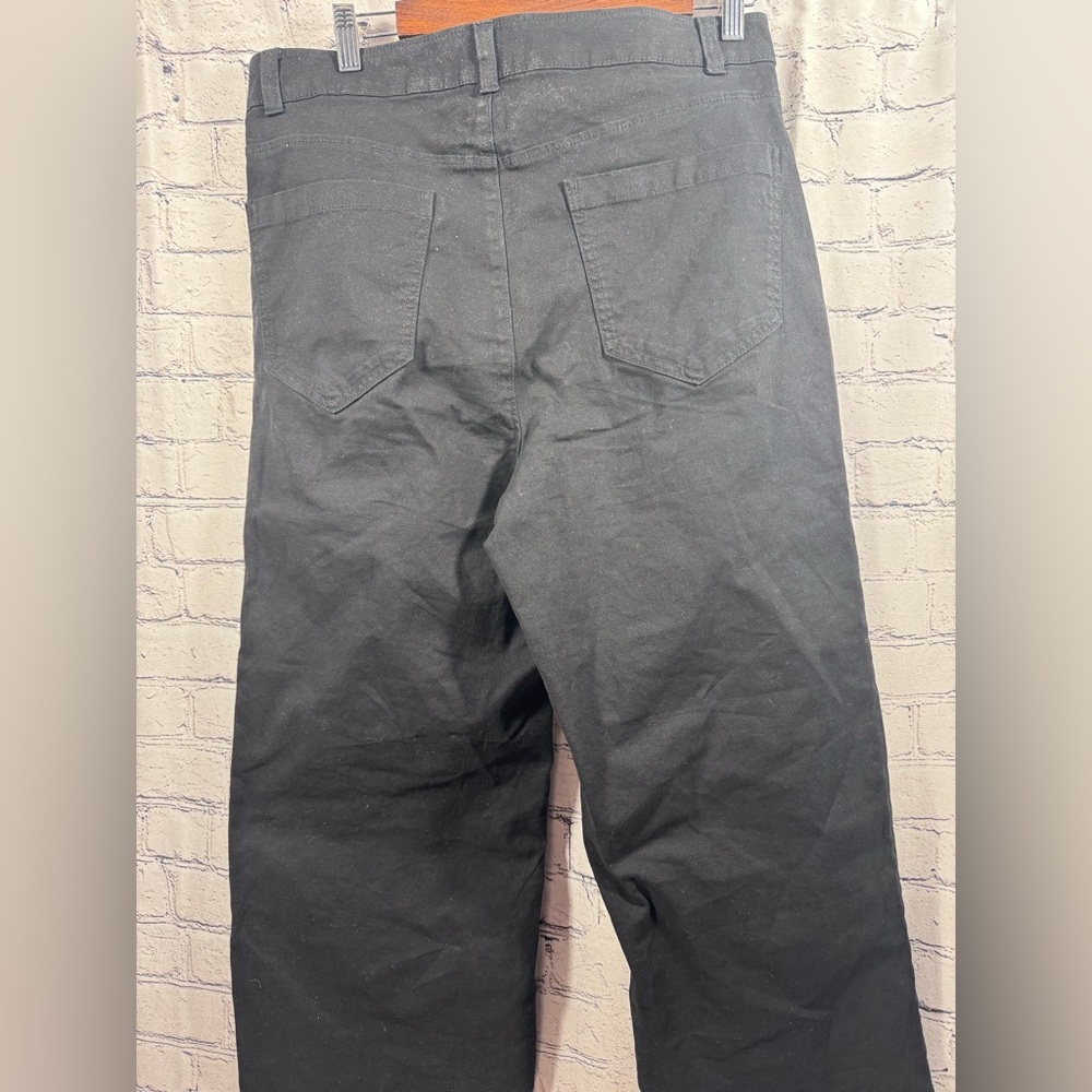 Old Navy Extra High-Waisted Super Wide-Leg Chino Pants in Black- EUC - Picture 5 of 5